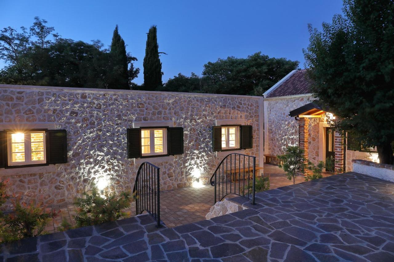 Stone Fantasy Villa Zadar Exterior photo